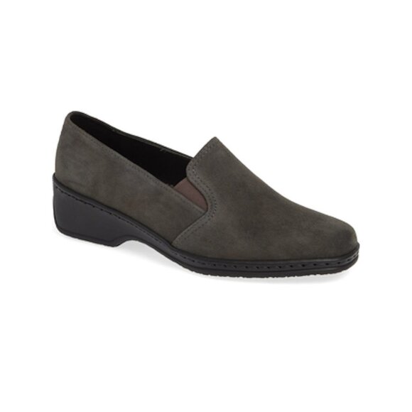 ARA Rabina Gray Suede Low Wedge Heel Loafer - Picture 1 of 7